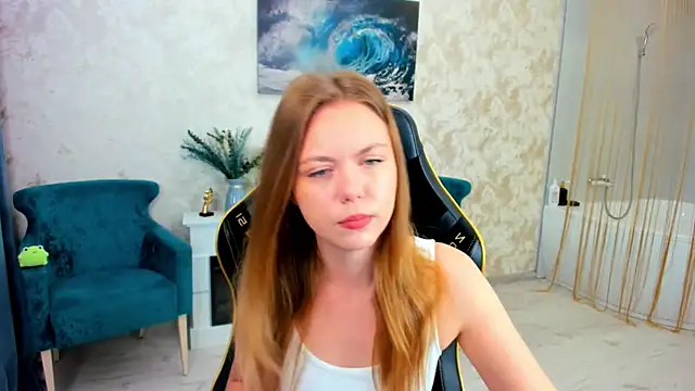 Strawberrye online show from 06/07/26, 03:21