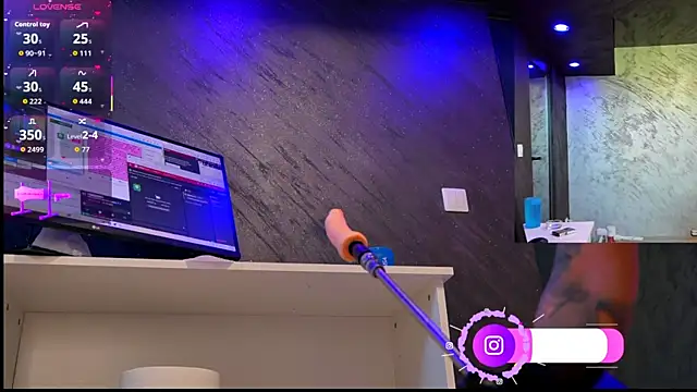 im-your-lovee online show from 04/26/26, 06:00