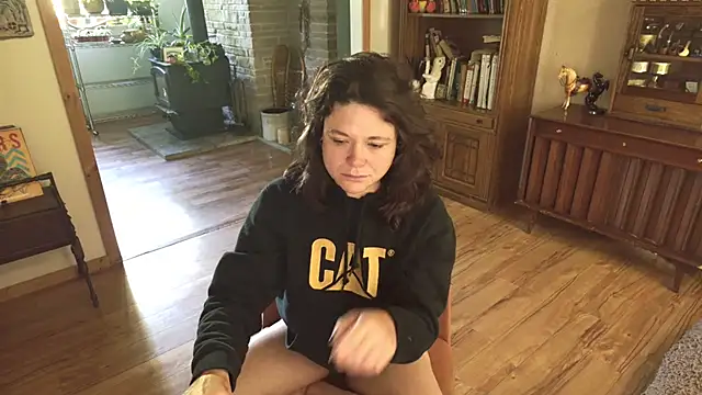 MarcyJones online show from 09/28/25, 02:33