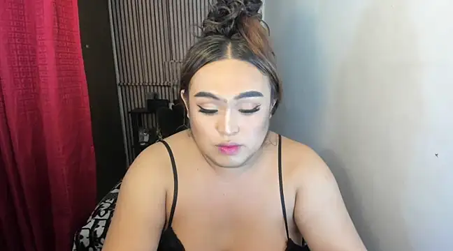 YourGirlfriendMegann online show from 03/05/25, 12:16