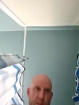 Snapshot of Anix888 chatting on 01/06/25, 08:35 Anix888 online show from 01/06/25, 08:35