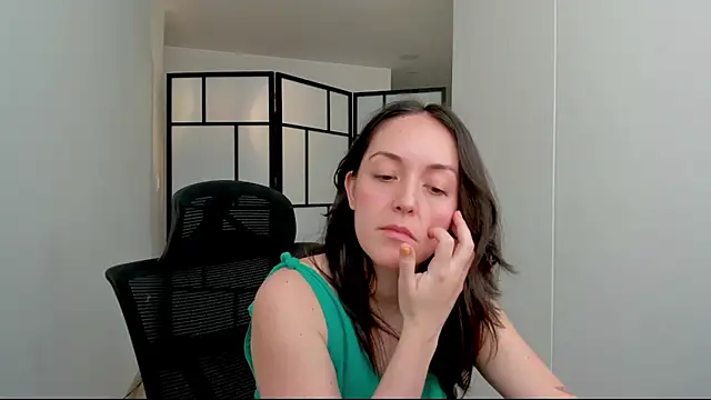 molly marmalade  online show from 12/03/25, 04:16