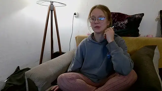 little-leni online show from 01/16/26, 09:52
