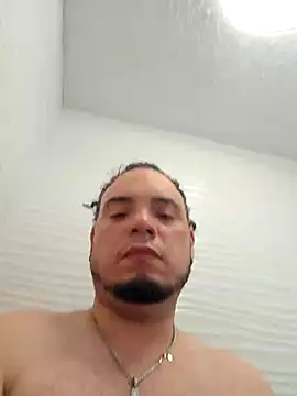 latinoflpr online show from 12/01/25, 05:56