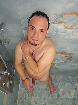 latinoflpr online show from 12/14/25, 05:13