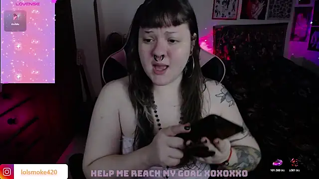 Snapshot of Bdsm_and_fries chatting on 12/04/25, 07:39 Bdsm and fries online show from 12/04/25, 07:39