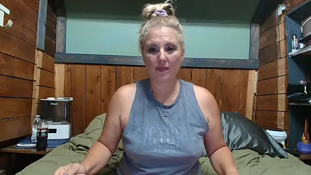 lisaxlovexxx online show from 07/10/26, 04:20