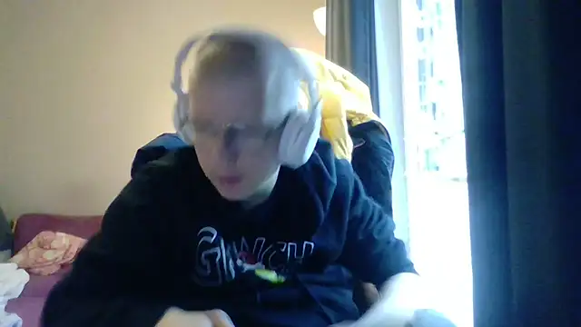 David250692 online show from 11/20/25, 12:38