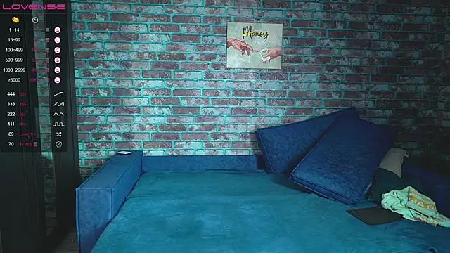 mark normal online show from 01/07/25, 03:14