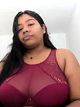 paola091 online show from 12/04/24, 12:36