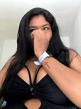 paola091 online show from 12/11/24, 12:34