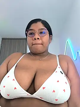 paola091 online show from 04/14/26, 01:55