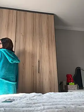 CurvyDesire1 online show from 05/27/26, 11:18