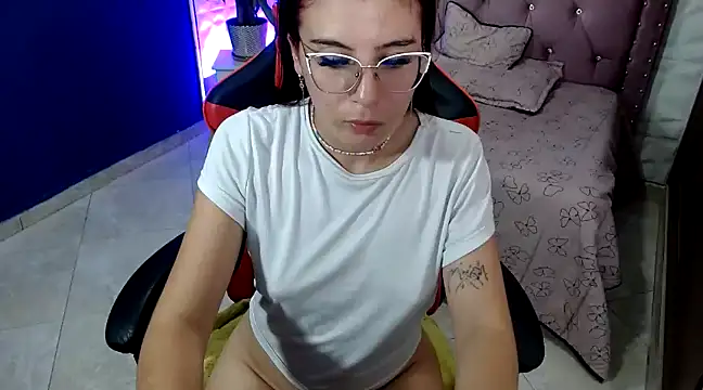 annyfischer online show from 01/03/25, 05:50