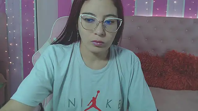 annyfischer online show from 01/17/25, 02:39