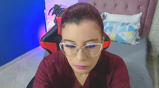 annyfischer online show from 02/28/25, 02:20