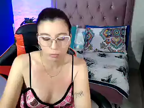 annyfischer online show from 03/13/25, 09:54
