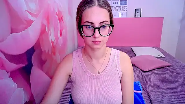 AliceAdams online show from 12/10/24, 07:47