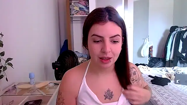 chelbyy online show from 10/03/25, 02:58