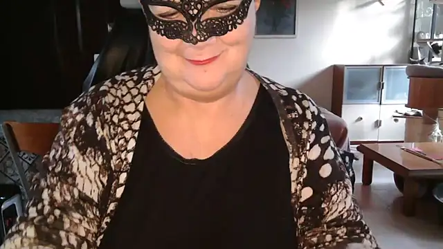 simona60 online show from 10/29/25, 02:30