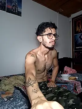 alisterxxx online show from 12/07/24, 11:40
