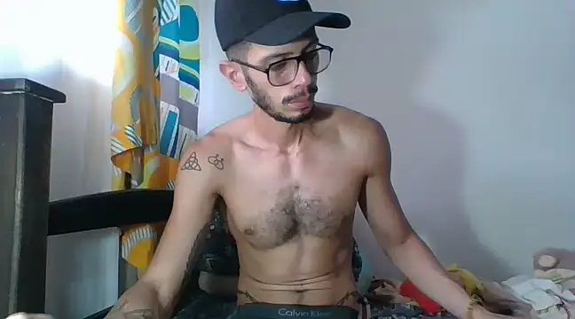 alisterxxx online show from 01/14/25, 03:47