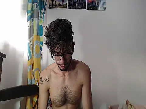 alisterxxx online show from 01/15/25, 12:04