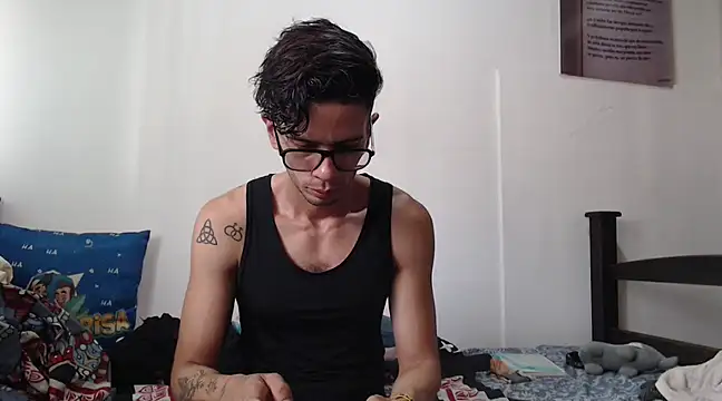 alisterxxx online show from 01/21/25, 07:17