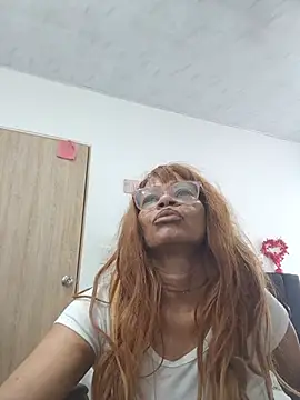 BustyMilf  online show from 07/18/26, 01:15