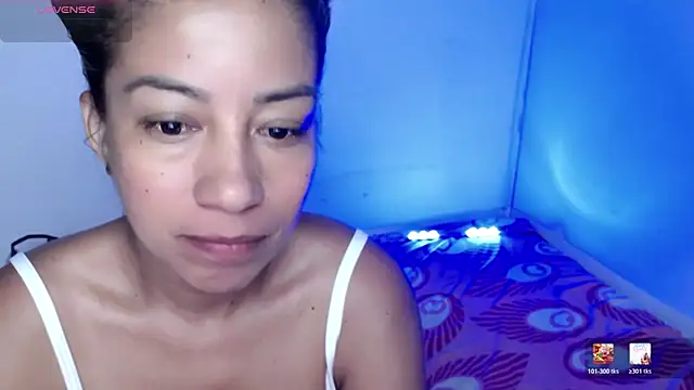 ninatiny online show from 07/08/26, 11:04