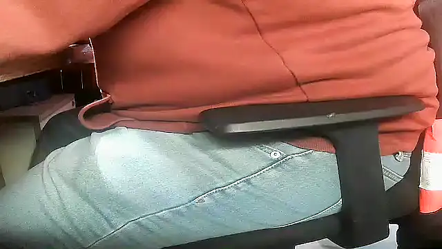 Snapshot of Cygnus58topchef chatting on 09/19/25, 05:53 Cygnus58topchef online show from 09/19/25, 05:53