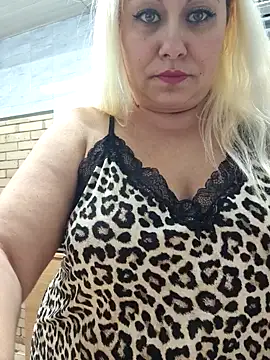 Snapshot of SabinaSweety chatting on 12/05/24, 03:39 SabinaSweety online show from 12/05/24, 03:39