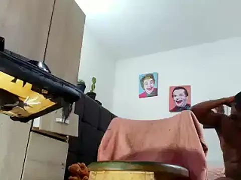 queenaliice online show from 03/22/25, 07:53