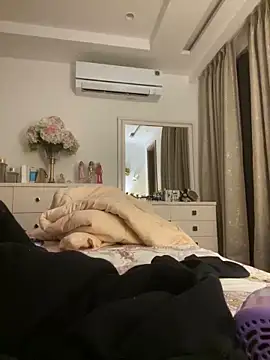 miaoberoi online show from 12/18/24, 02:06