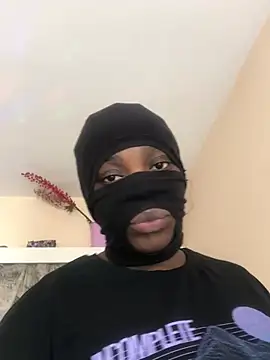 Snapshot of Ebony_nasty_girl chatting on 12/16/24, 07:48 Ebony nasty girl online show from 12/16/24, 07:48