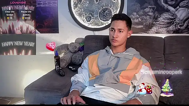 Snapshot of BenjaminCooperk chatting on 01/09/26, 07:33 BenjaminCooperk online show from 01/09/26, 07:33