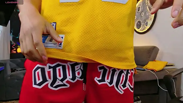 BenjaminCooperk online show from 06/27/26, 11:04