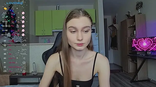 Snapshot of _Sweet_Lilit_ chatting on 01/16/25, 10:42 Sweet Lilit online show from 01/16/25, 10:42