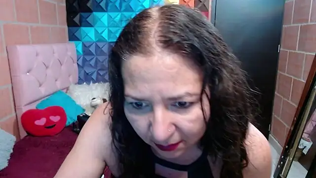 katifoxx online show from 12/10/24, 11:30