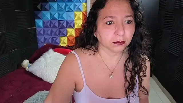 Snapshot of katifoxx chatting on 01/09/26, 03:26 katifoxx online show from 01/09/26, 03:26