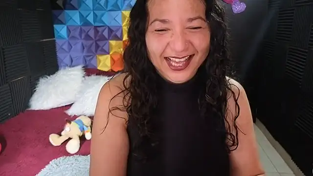 Snapshot of katifoxx chatting on 03/16/26, 02:54 katifoxx online show from 03/16/26, 02:54
