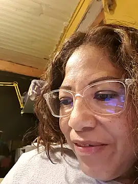 Snapshot of mila38 chatting on 02/15/26, 01:02 mila38 online show from 02/15/26, 01:02