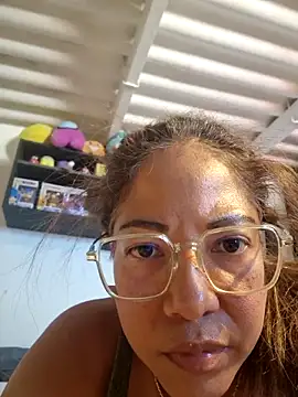 Snapshot of mila38 chatting on 05/31/26, 03:30 mila38 online show from 05/31/26, 03:30