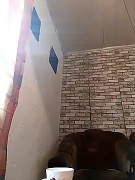 Snapshot of Cerd_Ayaz chatting on 10/14/25, 07:09 Cerd Ayaz online show from 10/14/25, 07:09