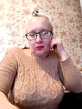 Snapshot of Cerd_Ayaz chatting on 10/16/25, 07:31 Cerd Ayaz online show from 10/16/25, 07:31