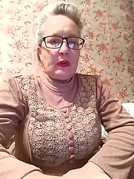 Snapshot of Cerd_Ayaz chatting on 10/19/25, 09:26 Cerd Ayaz online show from 10/19/25, 09:26