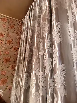 Snapshot of Cerd_Ayaz chatting on 10/22/25, 08:30 Cerd Ayaz online show from 10/22/25, 08:30