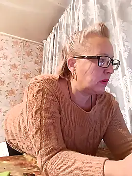 Snapshot of Cerd_Ayaz chatting on 10/29/25, 03:20 Cerd Ayaz online show from 10/29/25, 03:20