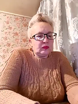 Snapshot of Cerd_Ayaz chatting on 11/18/25, 07:07 Cerd Ayaz online show from 11/18/25, 07:07