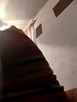 Snapshot of Cerd_Ayaz chatting on 11/23/25, 06:02 Cerd Ayaz online show from 11/23/25, 06:02